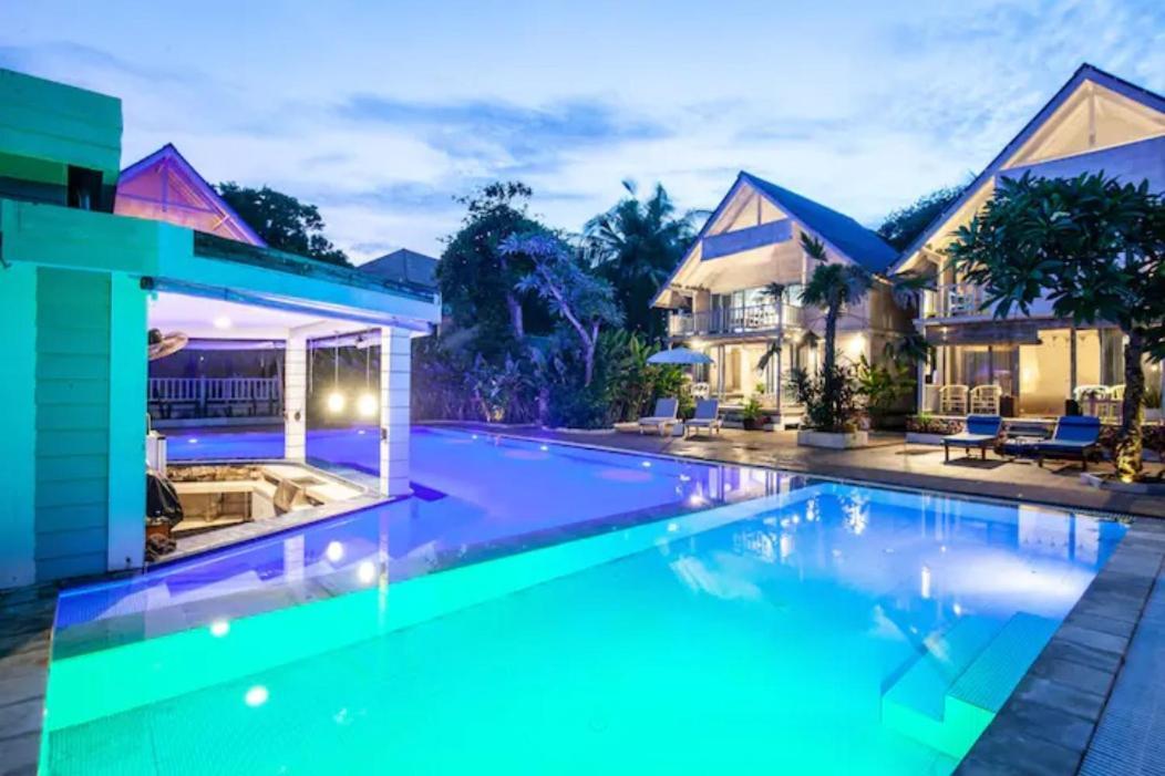 Mesari Beach Hut Seminyak Exterior foto